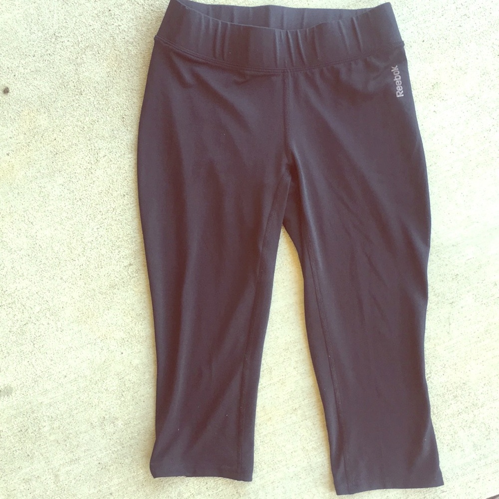 Reebok playdry running capris
